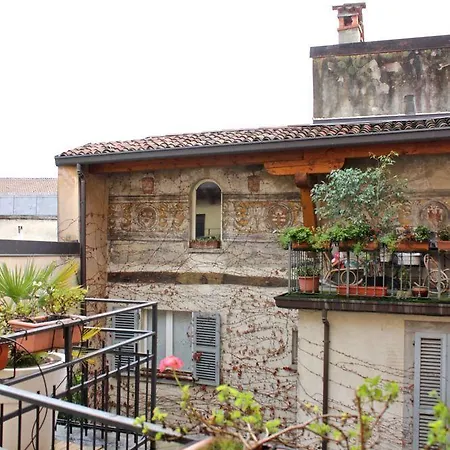 Casa Fontana Del Delfino