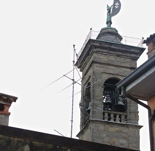 アパート Casa Fontana Del Delfino